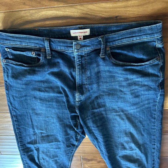 Lucky Brand Bootcut Denim Jeans size 38x32 - Picture 3 of 5
